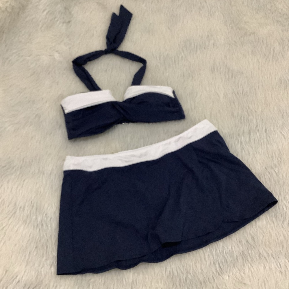 Liz Claiborne summer beach two pieces blue white swimsuit